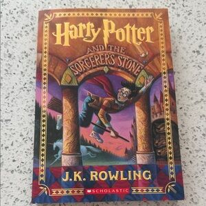 Scholastic Harry Potter And The Sorcerers Stone!